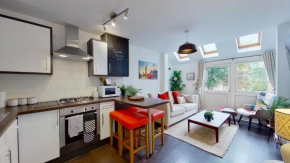 Cosy London SW12, Garden Flat